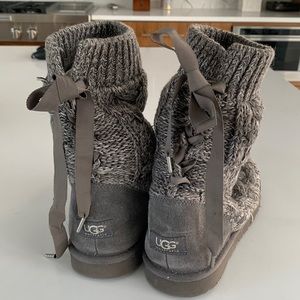 Ugh Knit Isla boot